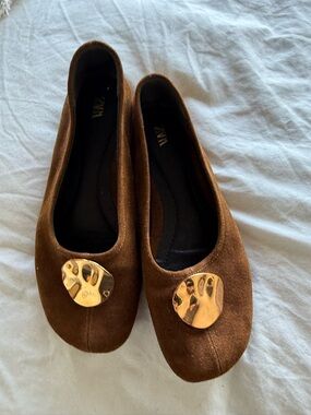 Zara 38 Brown Suede Flats with Gold Medallion